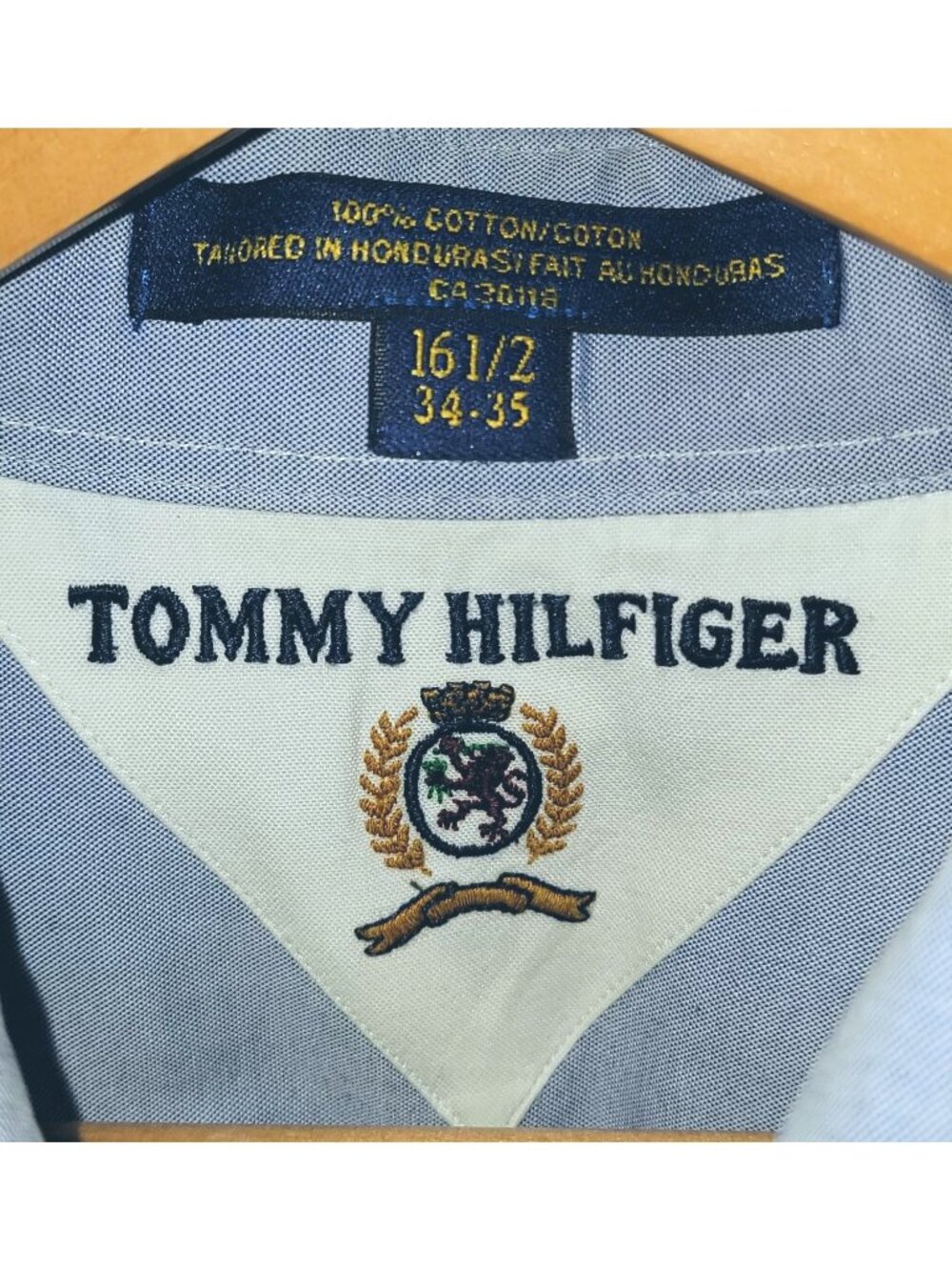 Tommy Hilfiger Blue Oxford Shirt Mens 16.5 34/35 Button Down Classic Preppy - Picture 3 of 6